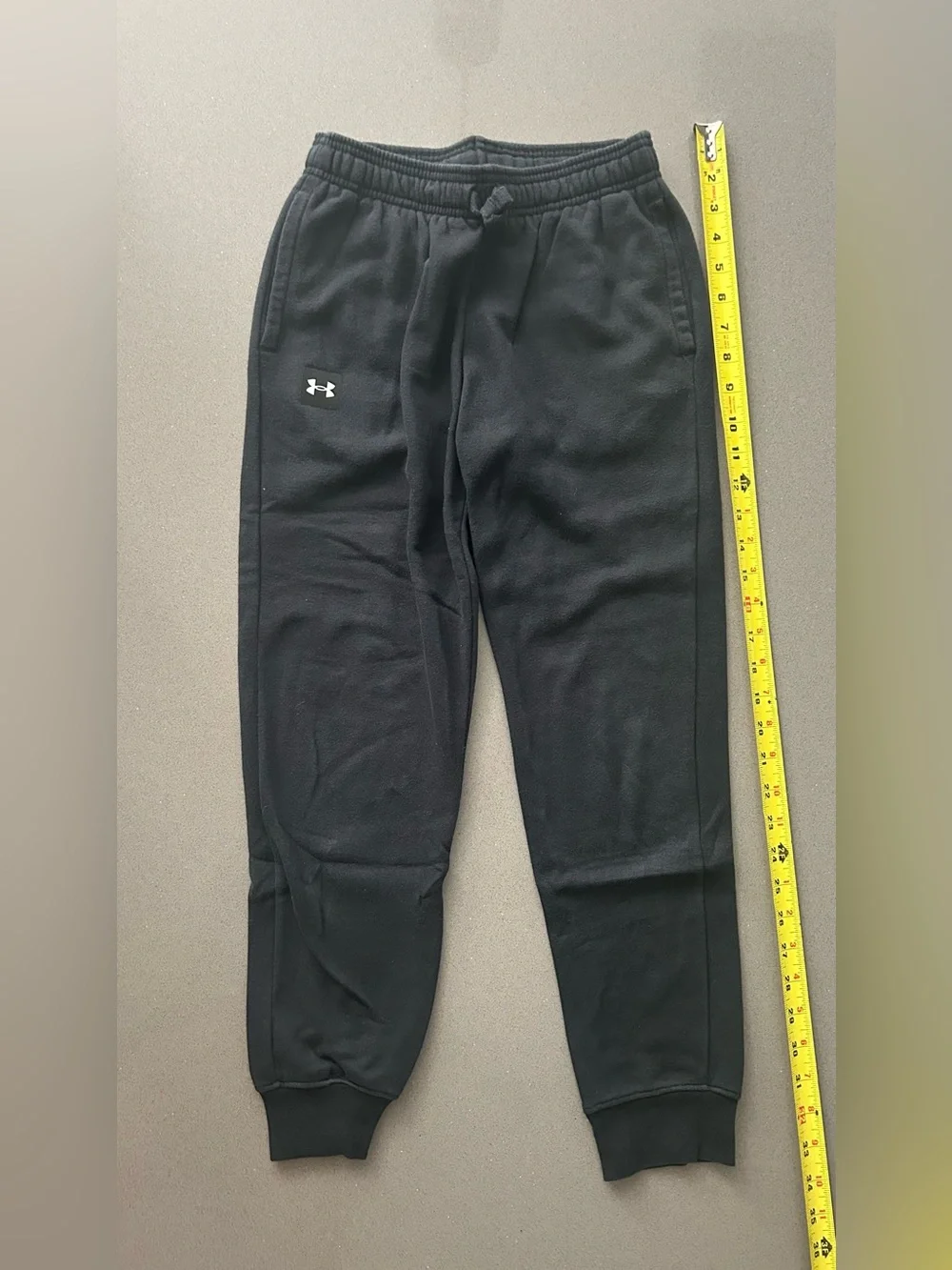 Under Armour Kids Black Jogger Sweatpants with Logo Size YM.